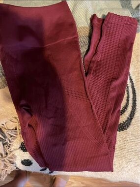 Khloe kardashian fabletics collection